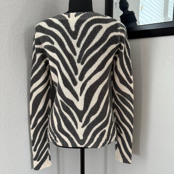 CALYPSO St. Barth 100% Cashmere Animal Print Zebra Sweater Small - Picture 4 of 9